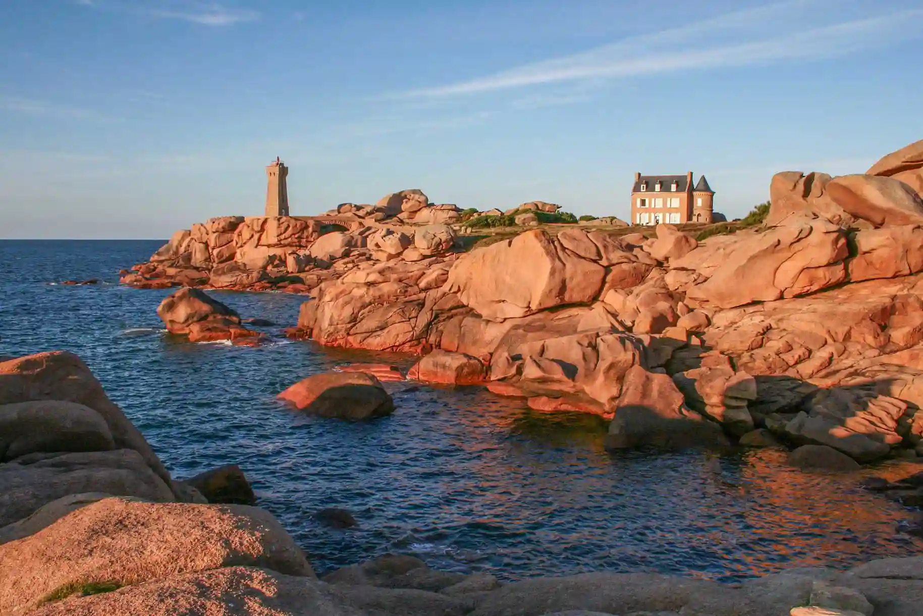 Costa de Granito Rosa, Bretaña