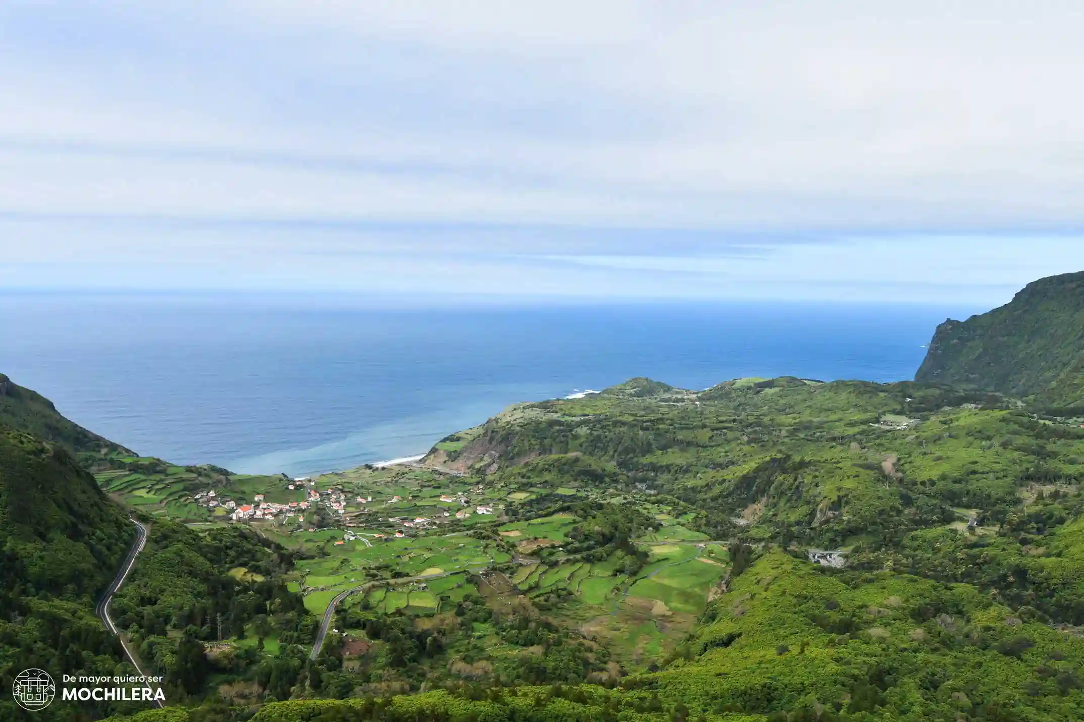 Vistas de Fajãzinha desde el Miradouro Craveiro Lopes, Flores
